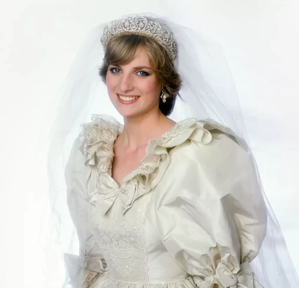 La tiara de la boda de la princesa Diana se exhibirá por primera vez en décadas