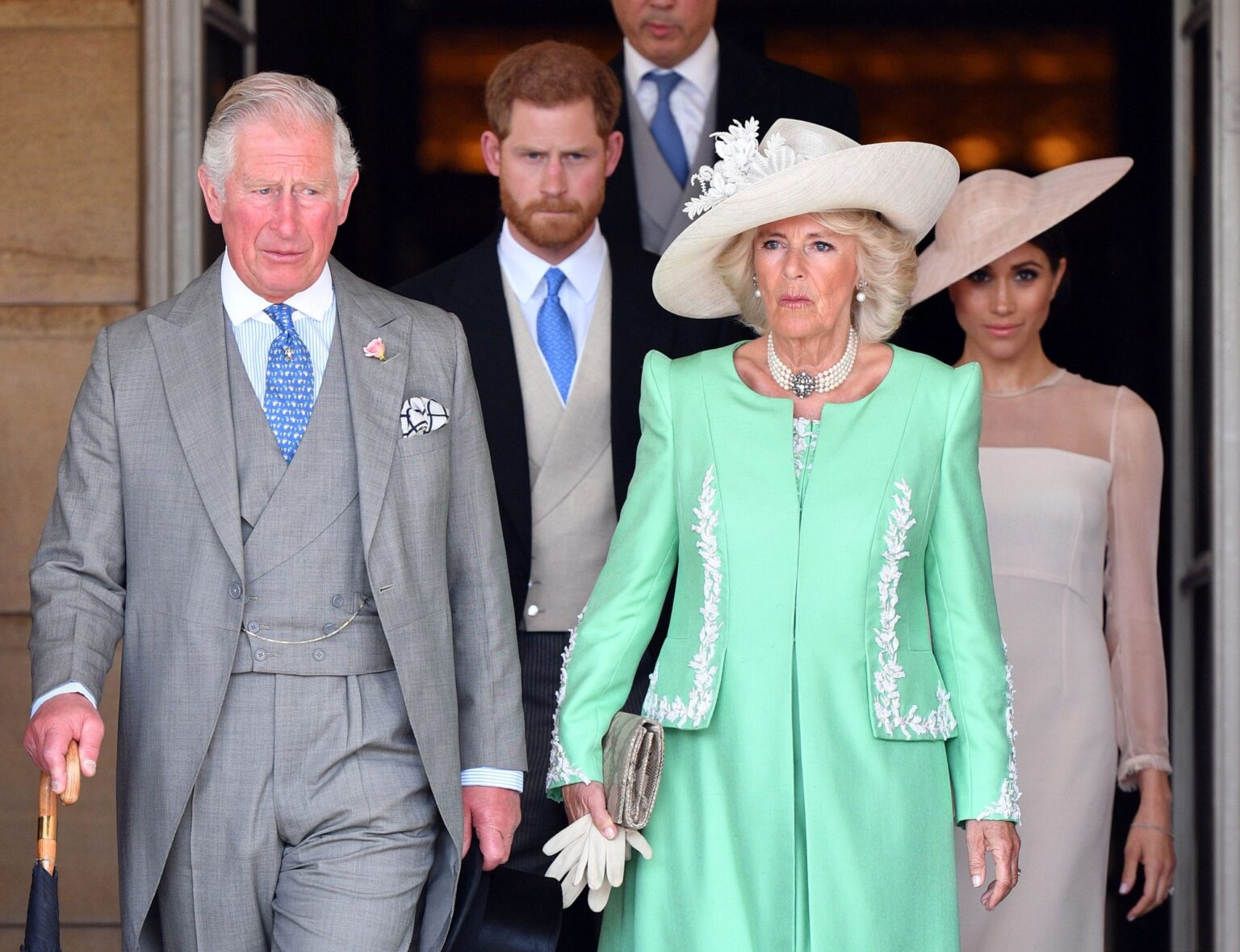 Príncipe Harry aún no aprueba a Camilla, su madrastra