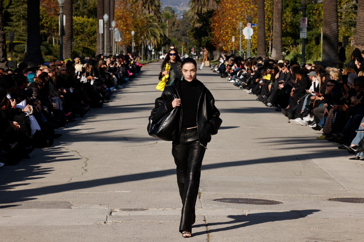 Balenciaga se toma las calles de Los Ángeles