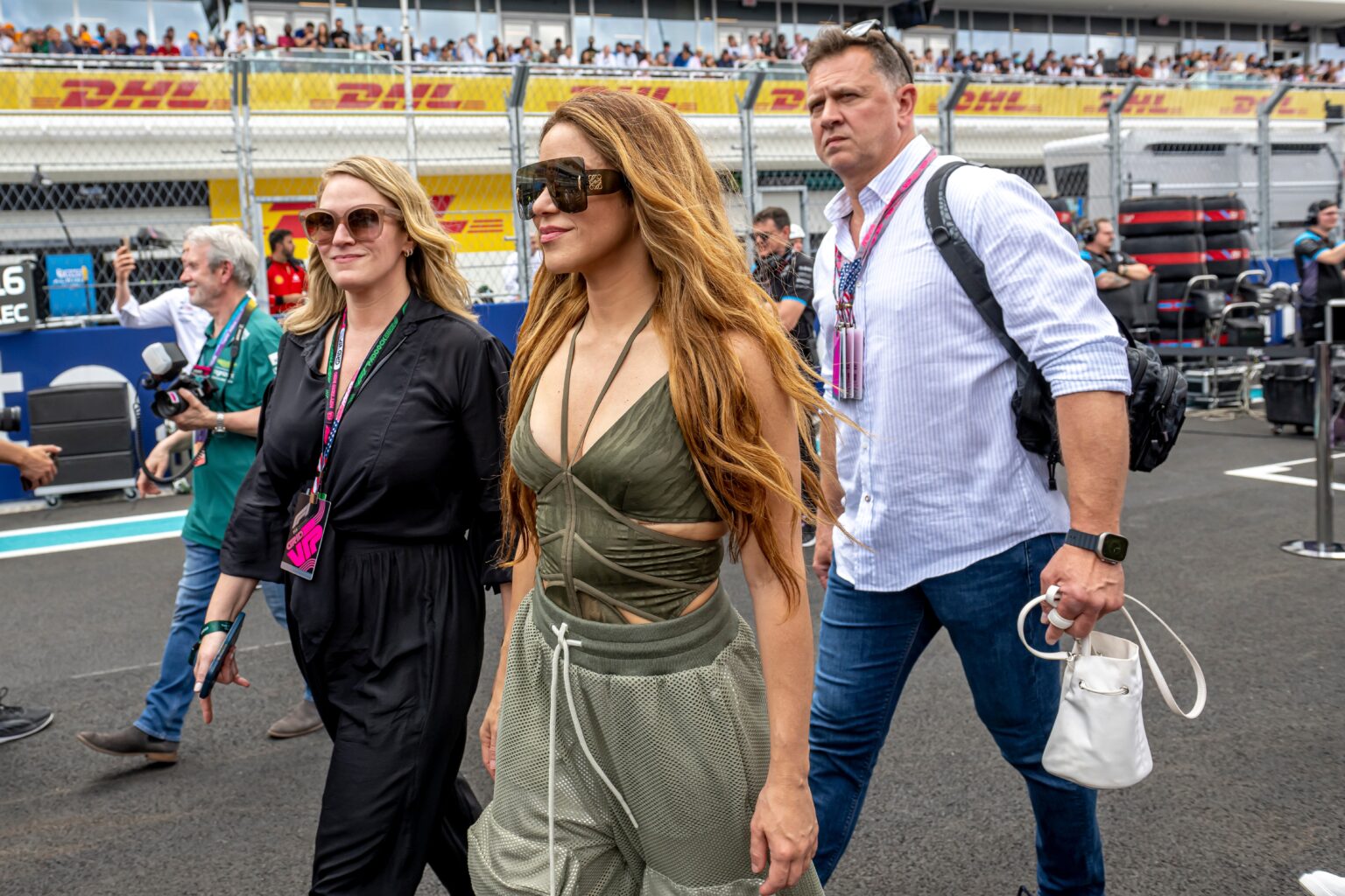 Conoce las canciones del nuevo álbum de Shakira